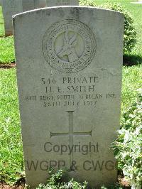 Dar Es Salaam War Cemetery - Smith, Henry Ernest